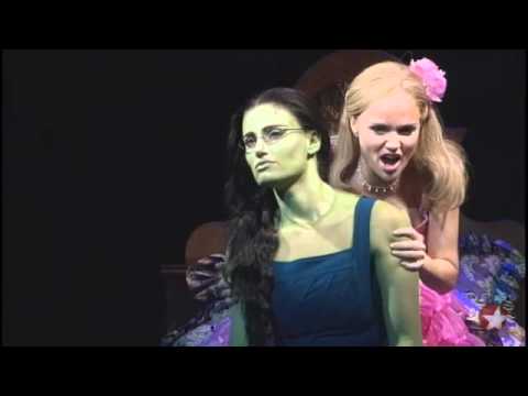 Show Clip - Wicked - &quot;Popular&quot; - Original Cast